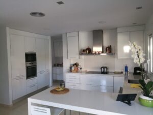 BEAUTIFUL SPACIOUS SEMI-DETACHED VILLA FIRST LINE ALENDA GOLF - REF 406 - Image 12